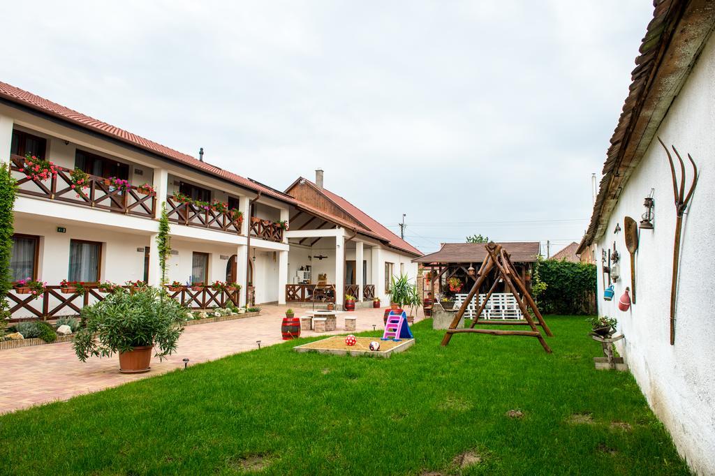 Lilaakác Vendégház Hosszupalyi Extérieur photo